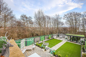 Photo 25- click for photo gallery